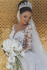 Gorgeous Beaded Lace Mermaid Wedding Dress leeves Sheer Tulle Appliques Bridal Wears